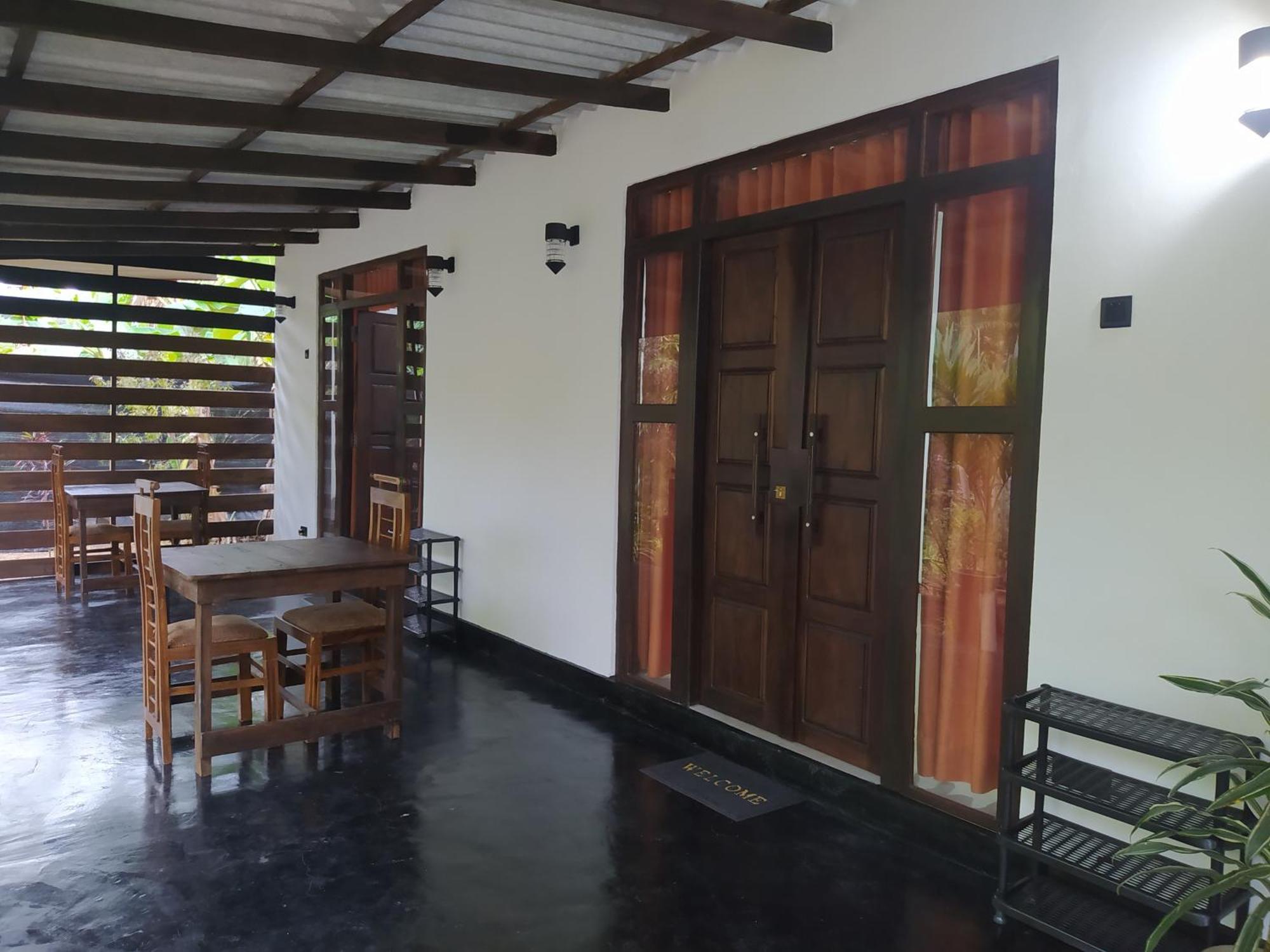 Yashi'S Place Sigiriya Luaran gambar